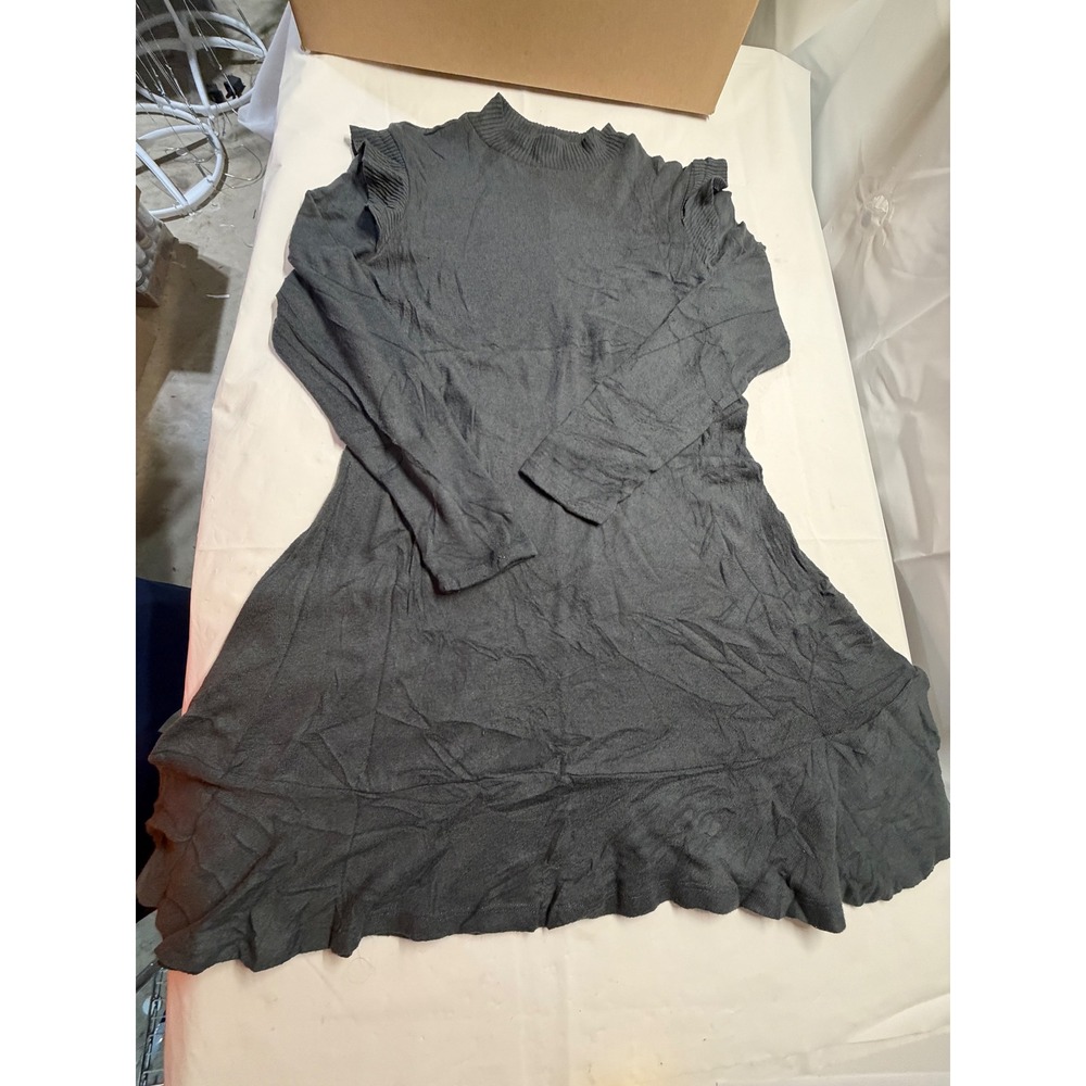 LC Lauren Conrad Gray Mock Neck Ruffle Shoulder Sweater Dress Size Medium 132839